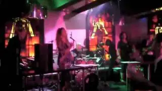 Niddl -  Heavy Cross