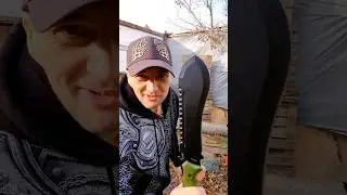 Which machete is better?