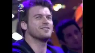 Kıvanç Tatlıtuğ canlı yayında şiir okudu! - Beyaz Show