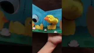 Little Duck finger puppet boardbook