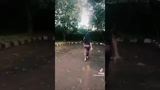 pamer bokong