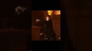 Barry Allen loves Mortal Kombat