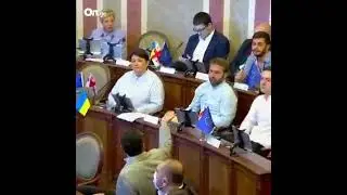 ცოტნე კობერიძე საკრებულო სიტყვით გამოსვლა ხმაური