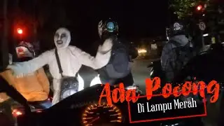ADA POCONG DI LAMPU MERAH