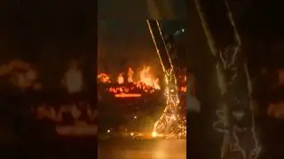 Робот против парня с хлыстом #кино #фильмы #нетфликс