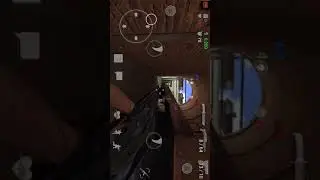 Я играю в стрелялку CS:GO !