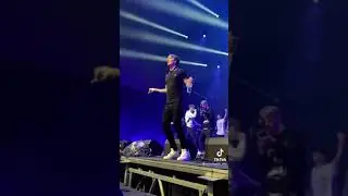 SODA LUV ЗАИГРЫВАЕТ С ФАНАТАМИ🤩🤩🔥
