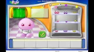 Playing Purble Shop for 10 minutes