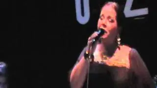 Pilar de la Hoz & Laura Valle -  Flor de lis