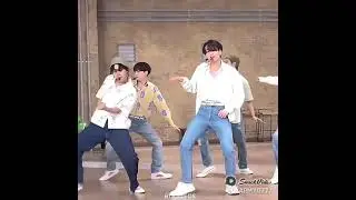 Plz army follow me 😢and 5his video is amazing💜💜❤️❤️😍😍