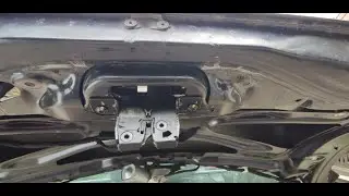 Cum se schimba incuietoarea haionului la Renault Modus