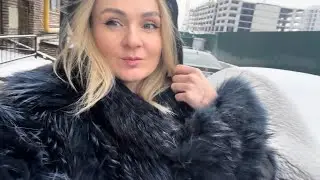 КИЕВ. ВЛОГ. Новогодние украинские гуляния. Астронавт в квартире! 😱😱😱