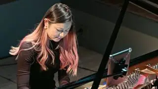 Pianist Vicky Chow performs 'The Arching Path' (2016) by Christopher Cerrone