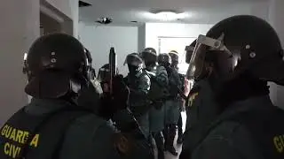 Dentro de un narco bloque de marihuana. Roquetas. Almería. Guardia Civil