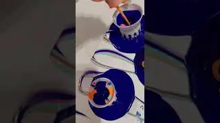 Warped Flower Pattern Pour Art