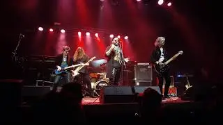 Donde se oculta el sol - Karkaman (vivo Vorterix)