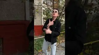 Нельзя перебивать,когда я пою😅😂