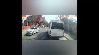 Астраханец заснял короткую погоню автоинспекторов за маршрутным такси