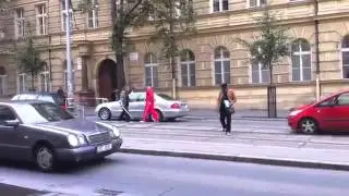 Мечом по лобовухе. Sword on the windshield