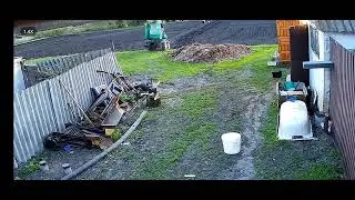 Посадка картофеля под окучник, гусеничным минитрактором.
