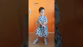 Тактильная игра "чей хвостик? "