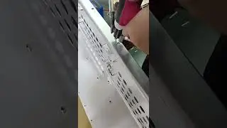 Countersunk Pop Rivets Automatic Feeding System-Workshop Site #rivetmach #rivetingmachine #tools