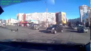 ДТП Мурманск Беринга Niva Chevrolet и Nissan Note 10 марта в 14 40