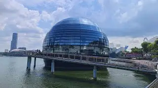 Visit The World's First & Unique Upper Water Apple Store at Singapore Maria Bay Sands
