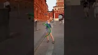Берёт в рот до трусов