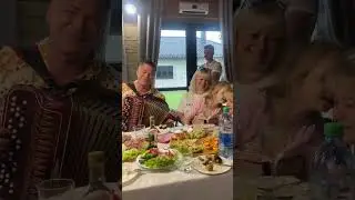 Вижу тени на искосок. Порву Баян.