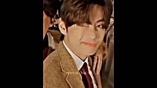 Taehyung and his wink! #kimtaexberry #taehyung