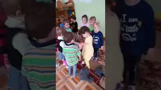 ВОСПИТАТЕЛЬ ЖЖЁТ!!!!!СКАЗКА МУХА -ЦОКОТУХА)))))))
