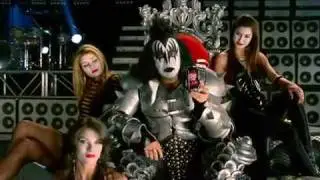 Dr. Pepper: Dr. Love (GENE SIMMONS)