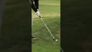 MacIntyre RIGHT HANDED!?!? #TheOpen