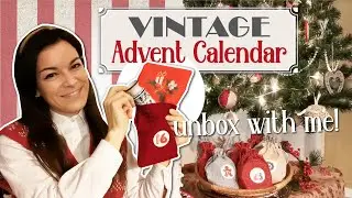 VINTAGE CHRISTMAS THRIFT HAUL! | Unboxing Decorations For My Home and Fashion Accessories