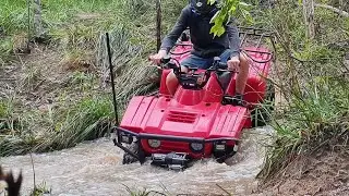 Jianshe Puma 250: Deep Fast Flowing River Crossing.