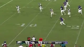 Austin Reed takes it himself for a Ravens touchdown vs Eagles 