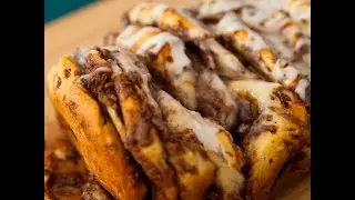 Chocolate Cinnamon Roll Monkey Bread