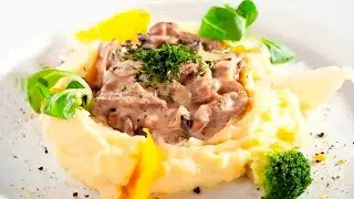 Beef Stroganoff with mushrooms and Mashed Potatoes