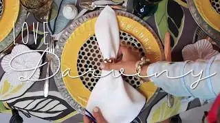 A Little Retro Table Setting with Love Darviny