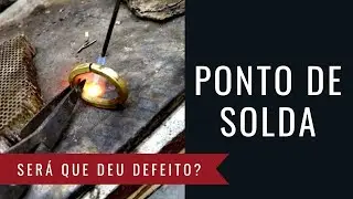 Corrente de ouro quebrada