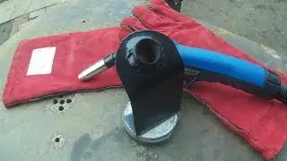Magnetic MIG torch holder, from an old speaker magnet