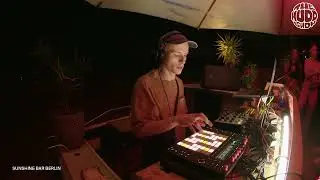 Admo (live) | themuddshow