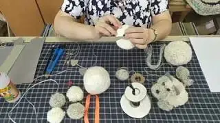 Мастер-класс «Дружок - мягкая игрушка из помпонов»