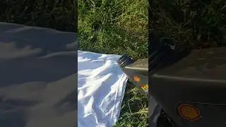 Как быстро очистить одежду от моторного масла. Полезные советы