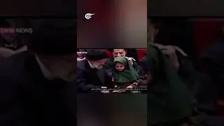الطفلة التي جلست في حضن رئيسي كانت أول المنتظرين لجثمانه