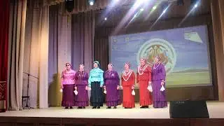 Народный коллектив "Казаченька" исполняют песню, записанную в п. Арсинский