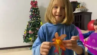 Evde tiyatro oyunu düzenlemişler 🎭 🐝 🌼