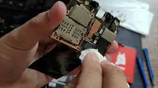 Mengganti Baterai dan Thermal Paste Pocophone F1