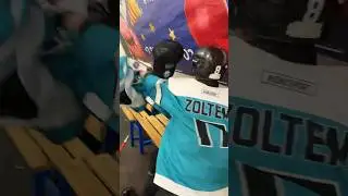 САМЫЙ БЕСЯЧИЙ ИГРОК В КОМАНДЕ 🤬 #hockey #спорт #хоккей